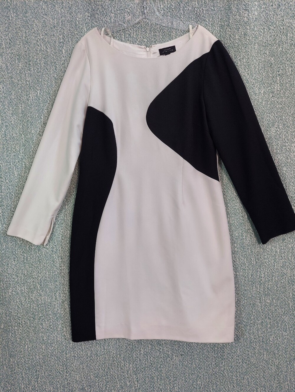Monochrome Black & White Long Sleeve Colorblock Sheath Dress